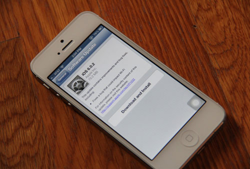 Apple tung iOS 6.0.2 sửa lỗi iPhone 5, iPad Mini - 1