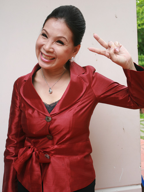 56 tuổi, NSUT Kim Xuân vẫn hồi teen - 6