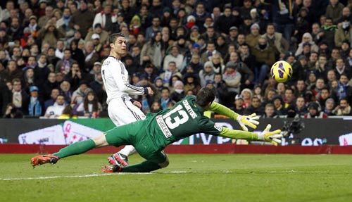 Mou - CR7: Mỗi người một nơi - 2