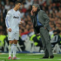 Bóng đá - Mou - CR7: Mỗi người một nơi