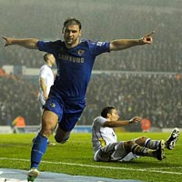 Bóng đá - Chelsea: Ở thế chân tường