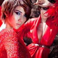 Người mẫu - Hoa hậu - Ngọc Quyên bay bổng cùng sắc đỏ