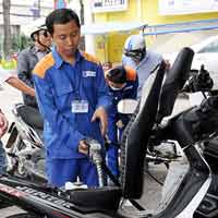 Tin tức trong ngày - Điều quan trọng là có xăng để mua