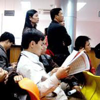 Tin chứng khoán - TTCK 21/12: Giằng co quanh mốc 400 điểm