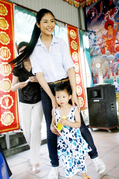 4 người đẹp giản dị nhất showbiz Việt - 5