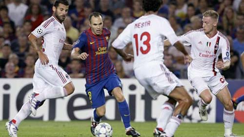 Milan tái ngộ Barca: Nợ không dễ đòi - 2