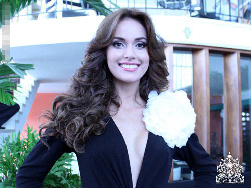 Vì sao Venezuela mất vương miện Hoàn vũ? - 17