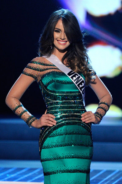 Vì sao Venezuela mất vương miện Hoàn vũ? - 4