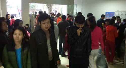 Cháy chung cư 31 tầng, cả trăm người bỏ chạy - 3