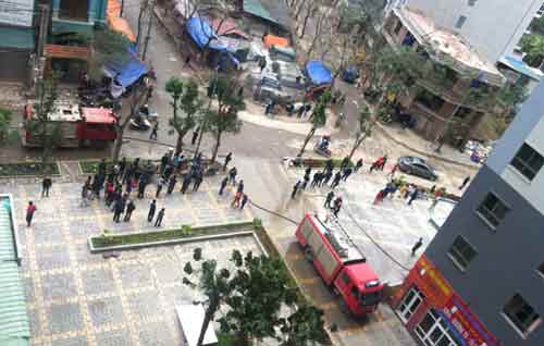 Cháy chung cư 31 tầng, cả trăm người bỏ chạy - 4