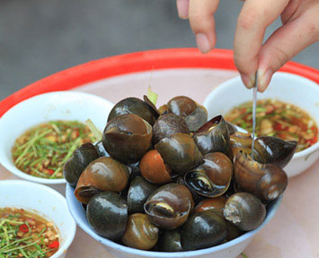Xuýt xoa ốc nóng Hà Nội ngày đông - 1