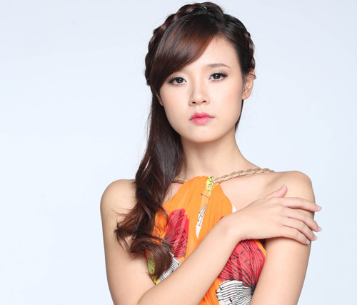 Lật tẩy bí quyết "gọt" sống mũi - 1