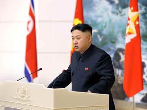Ông Kim Jong-un muốn có tên lửa lớn hơn - 1