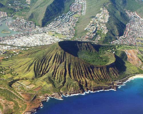 Chiêm ngưỡng 10 miệng núi lửa đặc biệt nhất thế giới - 5