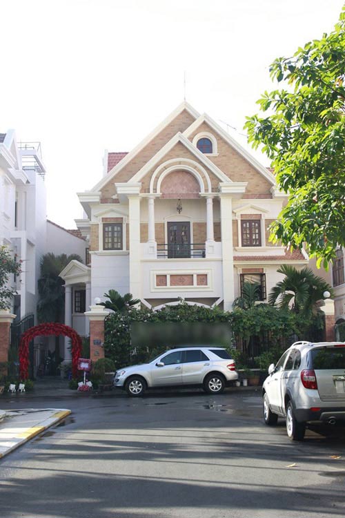 Chàng rể có biệt thự đồ sộ nhất Vbiz - 11