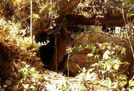 Thám hiểm thánh địa pháp sư Đông Nam Á - 2