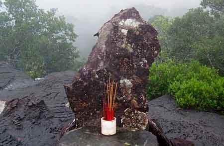 Thám hiểm thánh địa pháp sư Đông Nam Á - 3