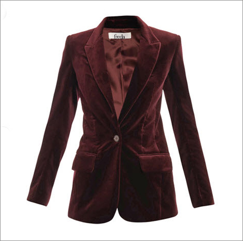 Đón năm mới nồng nàn với màu huyết dụ - 11