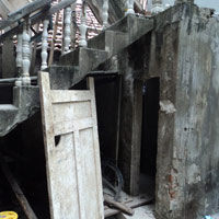 Pháp luật - Vụ bố dìm chết con: Hàng xóm bàng hoàng