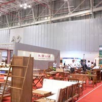 Thị trường - Tiêu dùng - TQ ngưng nhập, nhiều làng nghề gỗ lao đao