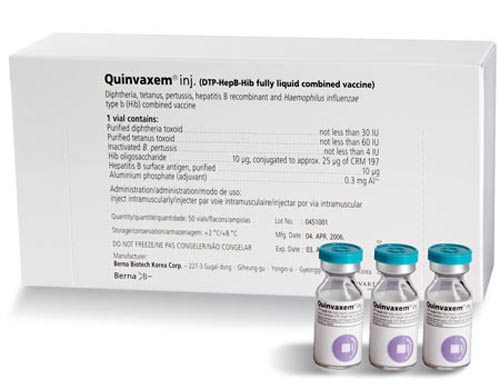 Bộ Y tế đề nghị kiểm định mẫu vắc-xin gây tai biến - 1