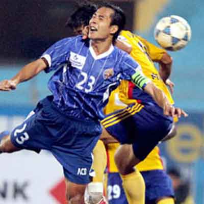 Bóng đá - Sao V-League đá phủi: Nhiều bi hài (Kỳ 2)