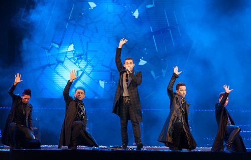 Trà My Idol "trội" hơn Hà Hồ - 3