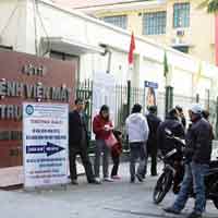 Tin tức trong ngày - Nạn móc ngoặc nuôi dưỡng cò mồi bệnh viện