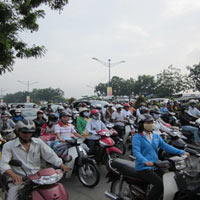 Kinh doanh - Địa phương lóng ngóng thu phí đường bộ