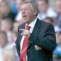 Bóng đá - Sir Alex chửi TT văng cả kẹo cao su