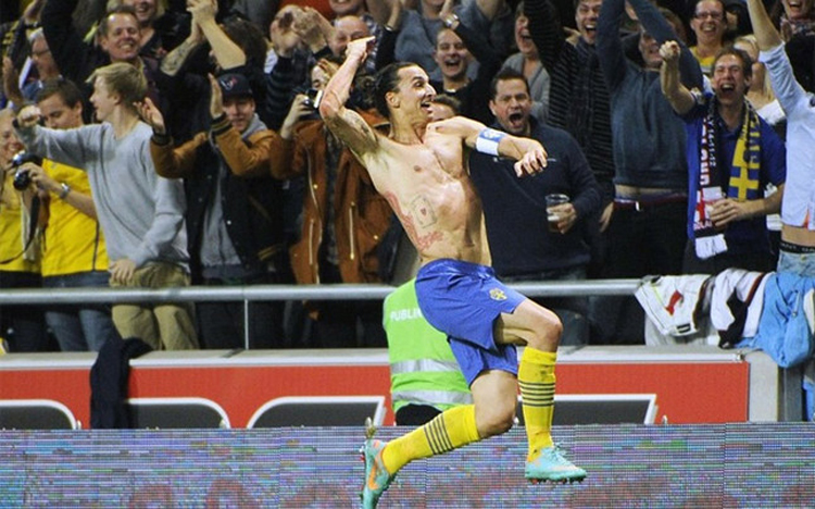 Siêu phẩm bàn thắng của Ibrahimovic vào lưới ĐT Anh ở trận giao hữu diễn ra vào tháng 11.