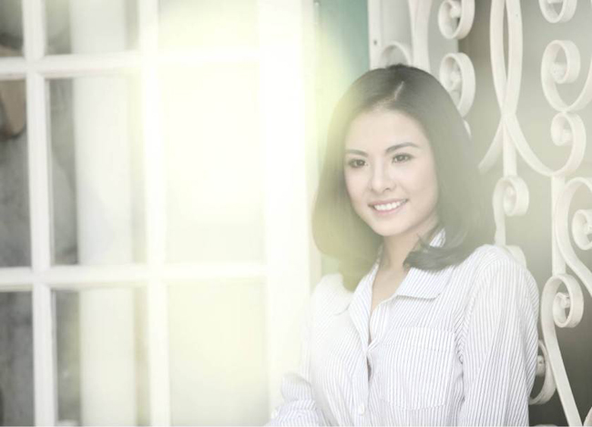Đặc biệt, vai My của Vân Trang trong Lối sống sai lầm đã lấy  nước mắt của rất nhiều khán giả và đem đến cho Trang giải thưởng lớn  đầu tiên trong sự nghiệp của cô – giải Mai vàng năm 2010.
