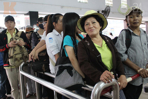 Ùn ùn về quê đón năm mới - 9