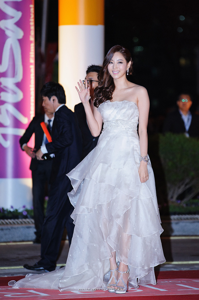Hoa hậu kiêm diễn viên Kim Sa Rang
