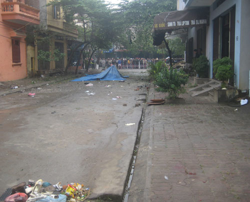 Hình ảnh nóng từ hiện trường vụ nổ xe máy - 8