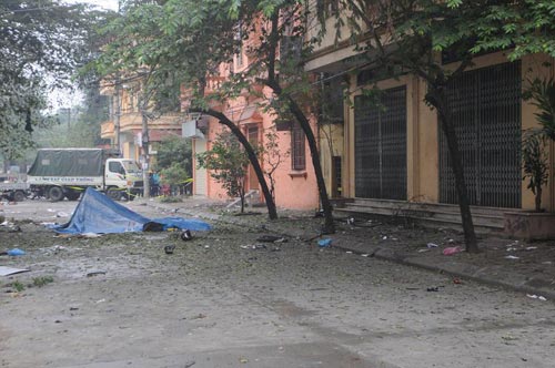 Hình ảnh nóng từ hiện trường vụ nổ xe máy - 1