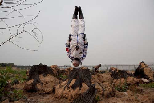 Người "bay" lơ lửng giữa trời - 5