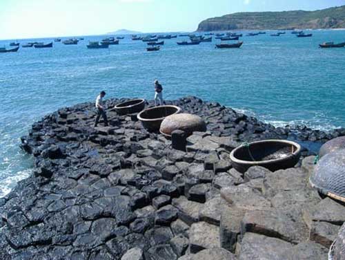 Thuyền thúng Việt lần đầu sang… Thụy Sĩ - 2