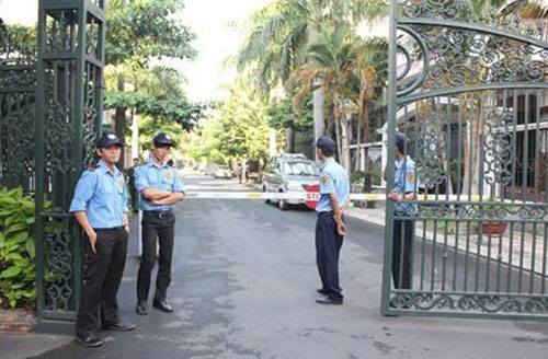 Biệt thự xa hoa của chồng kiều nữ Việt - 9