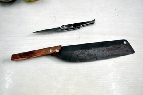 Hai tên cướp hung tợn giữa ban ngày - 2