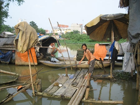 Lớp học đặc biệt ở "phố chị Dậu" - 1