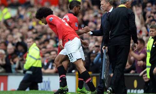 David Moyes đang "lãng phí" Fellaini - 1