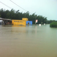 Tin tức trong ngày - Miền Trung tan hoang sau bão số 10