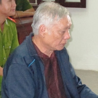 Pháp luật - Cưỡng đoạt tài sản, đại ca Hùng "máu" lĩnh án