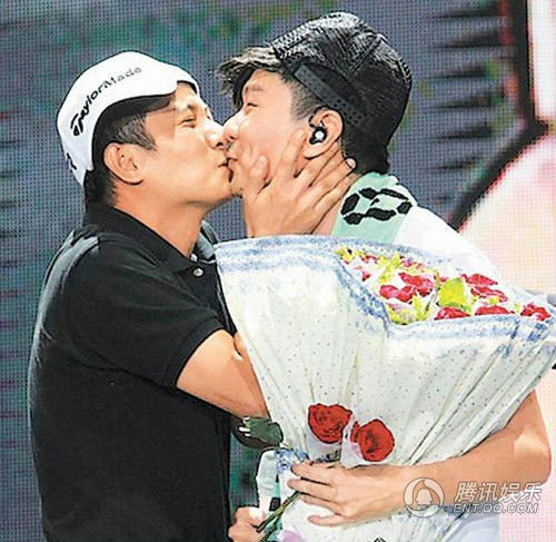 Bỏng rẫy nụ hôn đồng giới sao Hoa ngữ - 9