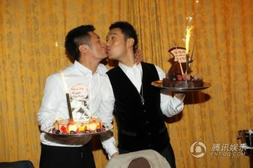 Bỏng rẫy nụ hôn đồng giới sao Hoa ngữ - 5