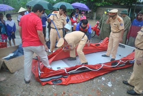 Vỡ 2 hồ đập, Thanh Hóa chìm trong biển nước - 7