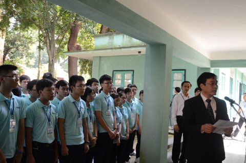 Tuyên dương 57 thủ khoa và HS đoạt giải Olympic - 10