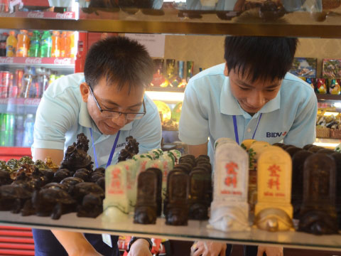 Tuyên dương 57 thủ khoa và HS đoạt giải Olympic - 6