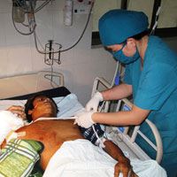 Sức khỏe đời sống - Nối thành công cánh tay đứt lìa sát nách